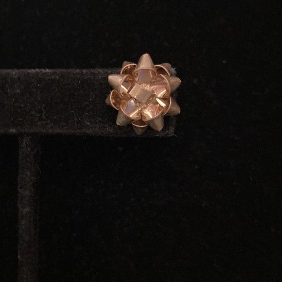 Reversible Christmas Bow Earrings - Picture 2 of 3